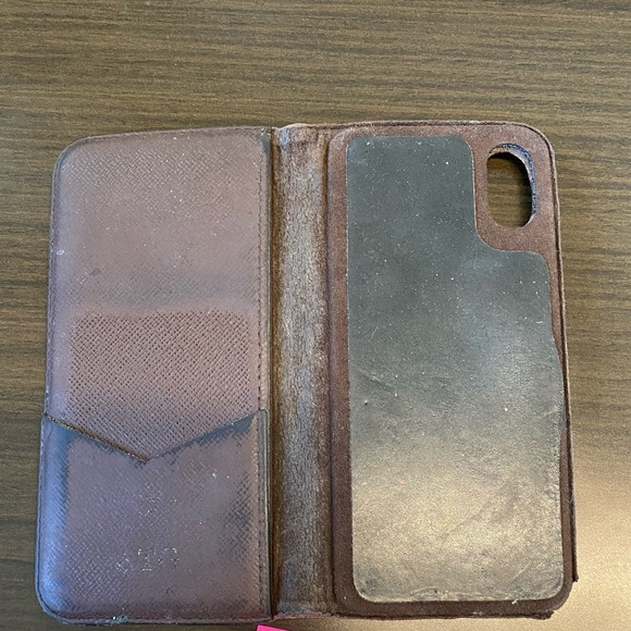 Louis Vuitton IPhone 10 case - Picture 5 of 6